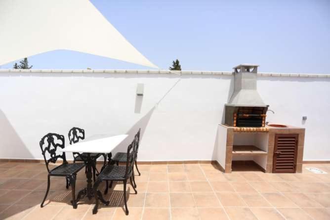 Apartamentos La Mar Sala Piscina Compartida Conil De La Frontera Exterior photo